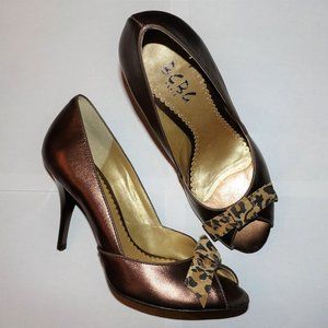 BCBG Heel
